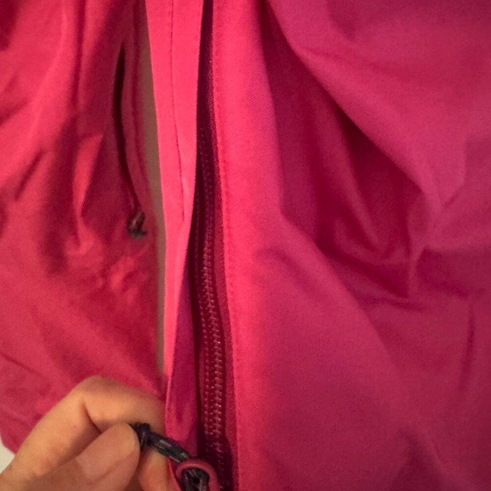 New without tags Burton Women's Snowboard pant, Colour: Fuchsia, Size: Small - Picture 7 of 16